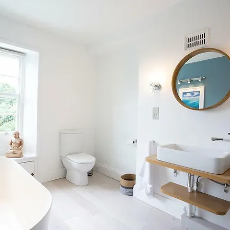 펜션 Clovelly House *