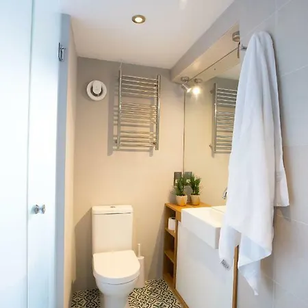 Clovelly House 펜션 *