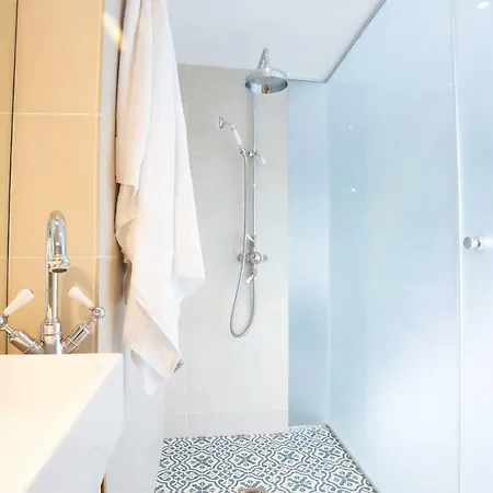 펜션 Clovelly House 내어스버러