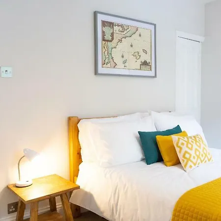 Clovelly House 펜션 *