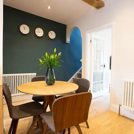 Clovelly House Holiday home Knaresborough