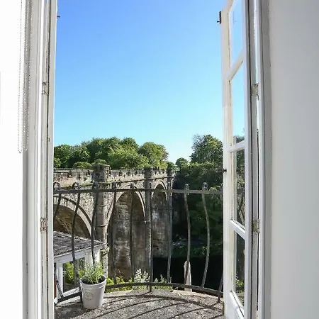Clovelly House Holiday home *